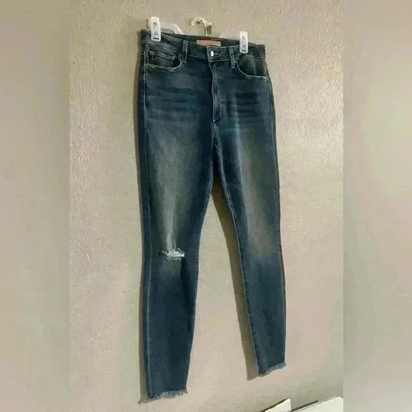 NWT Joe's Bella Frayed-Hem Skinny Jeans in Laynee Size 28 - Picture 4 of 11